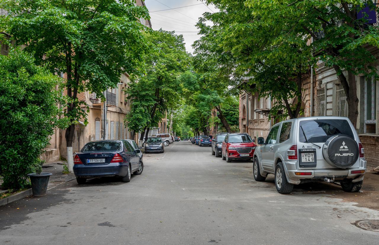 Golden Smart's Apartment Tbilisi Eksteriør billede